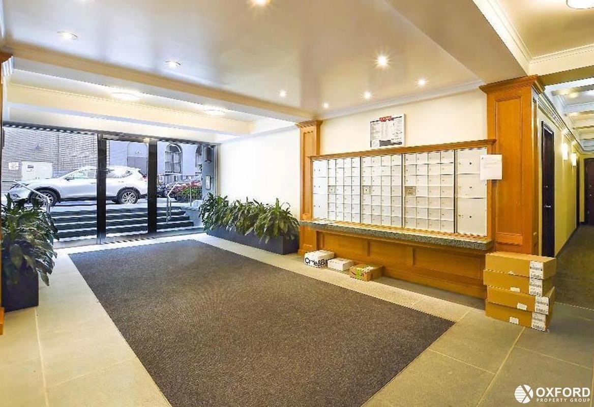 Foto principal - 151 W 16th St