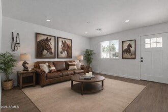 Building Photo - 113 N 88th Pl