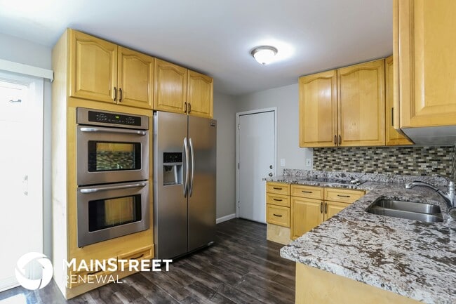 Building Photo - 11580 E Ada Pl