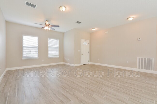 Building Photo - 347 Hibiscus Dr