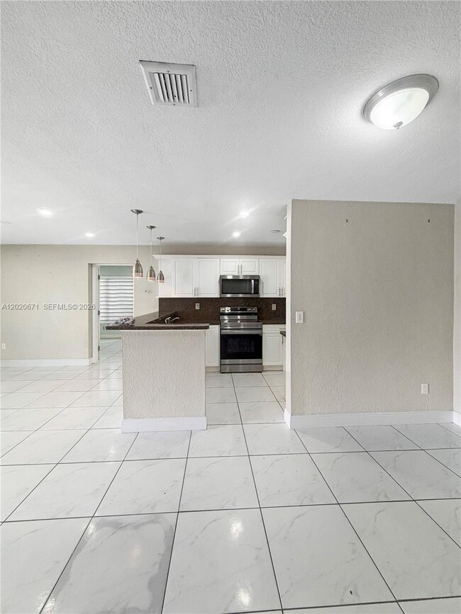 Building Photo - 17311 NW 49th Ave