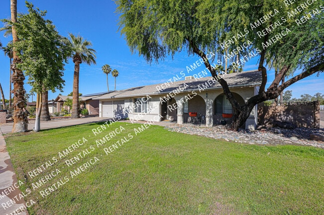 Building Photo - 2132 E Tulane Dr
