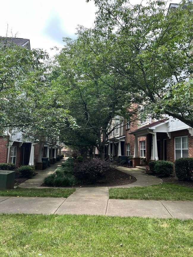 Building Photo - 1123 Ilana Ct