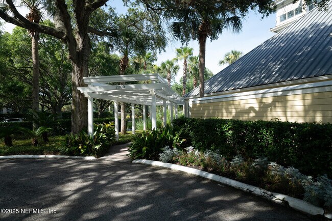 Building Photo - 100 Fairway Park Blvd