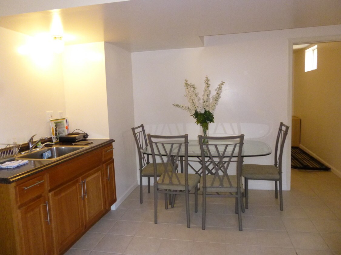 13505 Spinning Wheel Dr, Germantown, MD 20874 Apartments in Germantown, MD