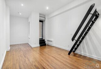Building Photo - 127 4th Ave
