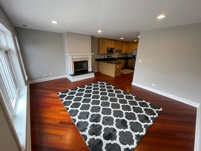 Foto del edificio - 2527 W Harrison St