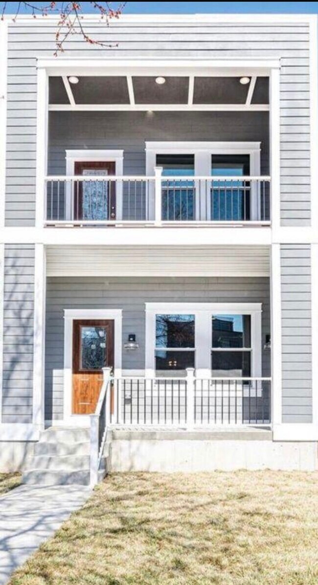 Foto del edificio - 4319 Hunt Ave
