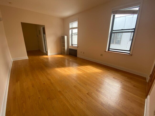 Foto del edificio - 8302 6th Ave