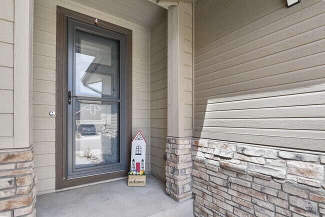 Building Photo - 14055 Touchstone St