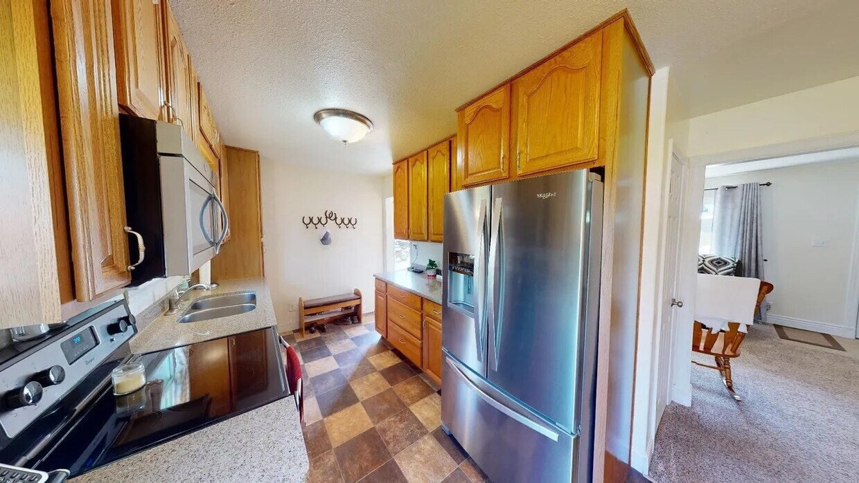 Foto principal - 905 Logan St