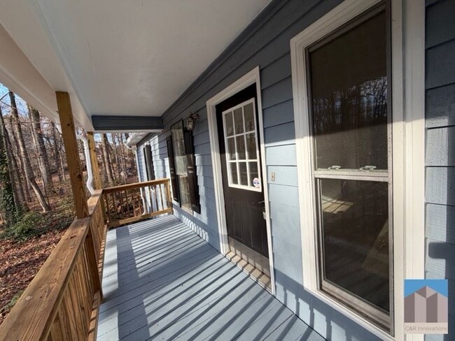 Foto del edificio - 2467 Verner Rd