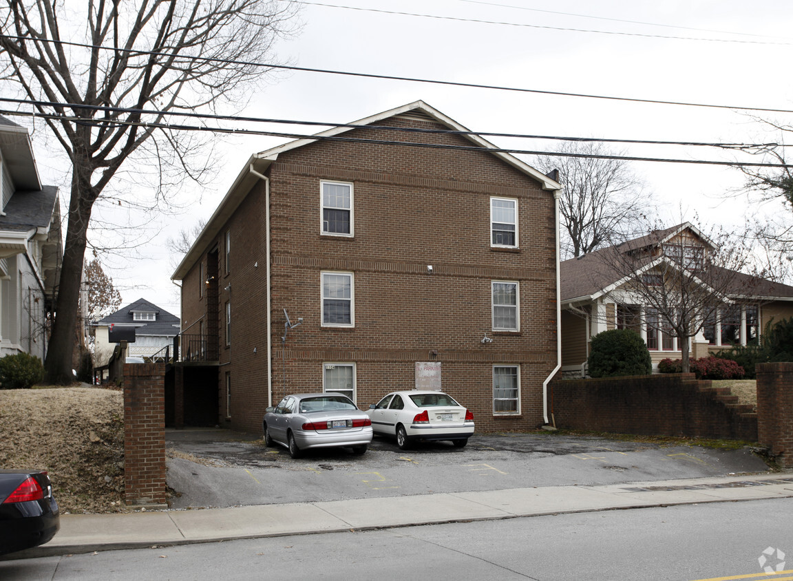 Primary Photo - 1104 18th Ave S