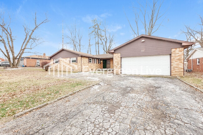 Foto del edificio - 5941 Winston Dr