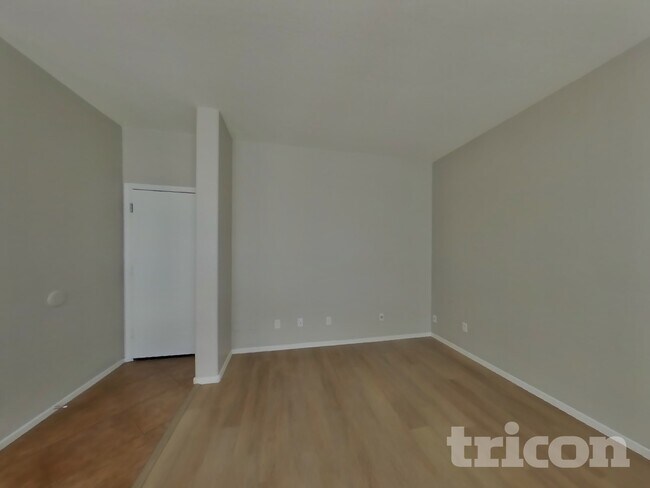 Foto del edificio - 8717 W Hammond Ln