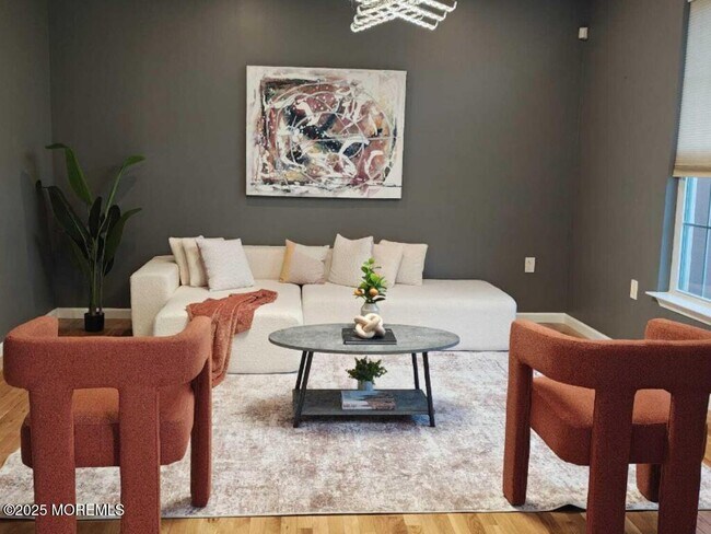 Foto del edificio - 186 Riverwood Dr