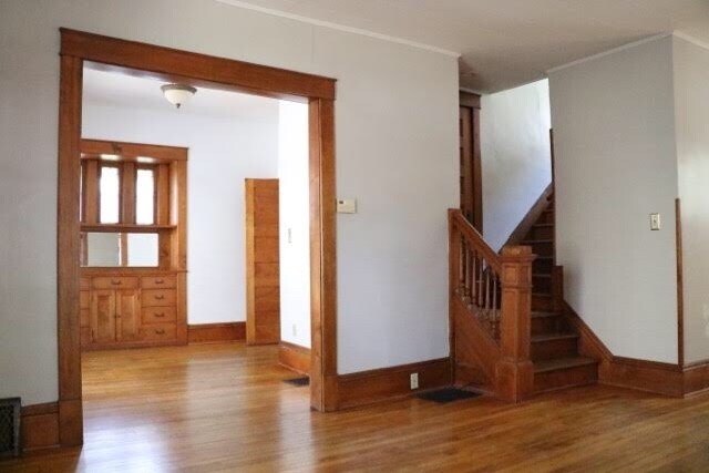 Foto del edificio - 3233 Grand Ave S