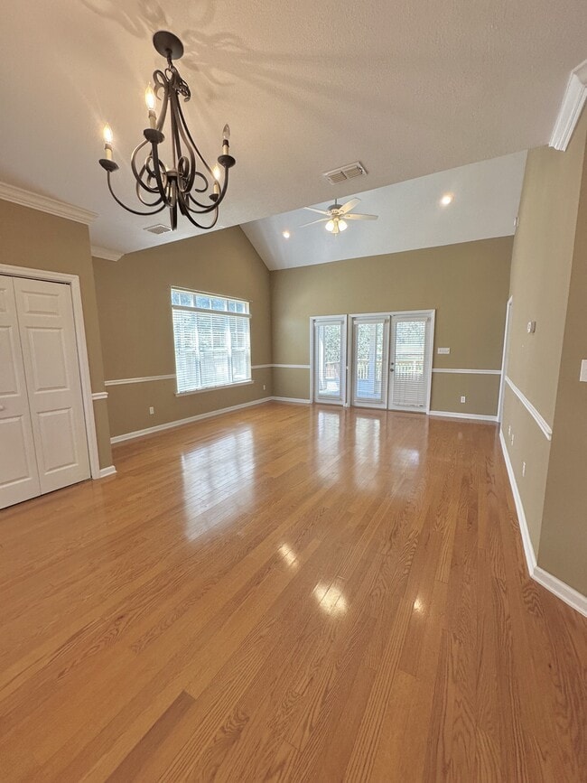 Building Photo - 2627 Spring Creek Hwy