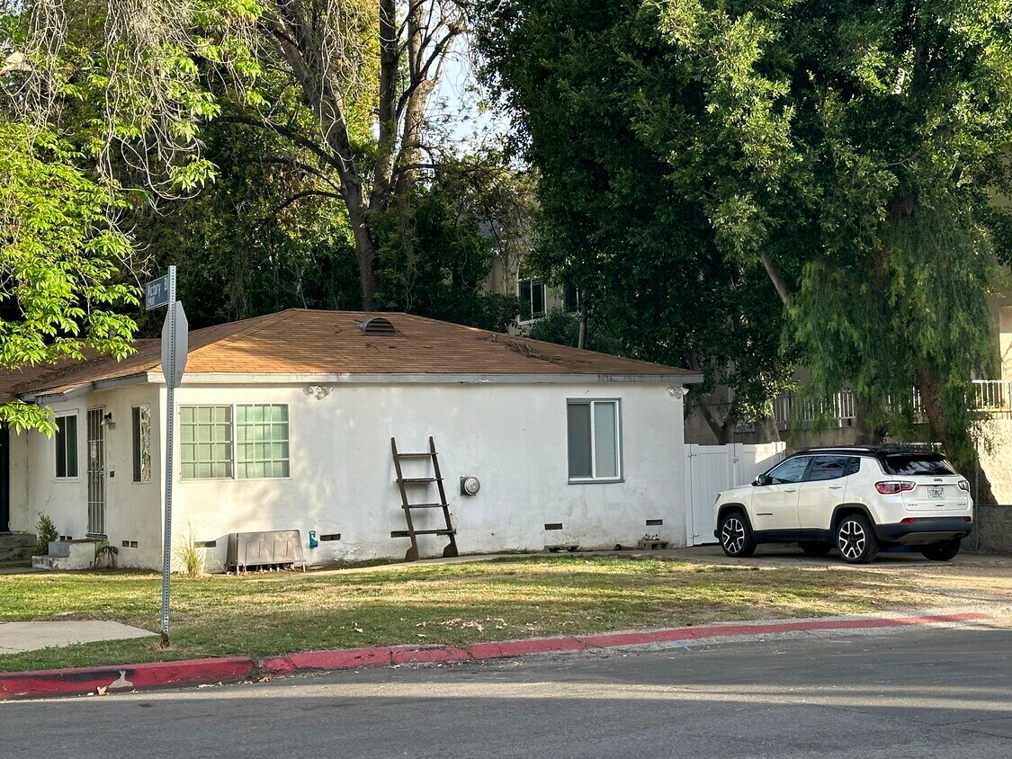 69 Apartments for Rent in Valley Glen, CA Westside Rentals