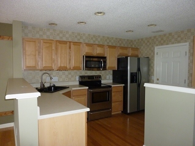 Foto del edificio - 1418 Walnut Hill Dr