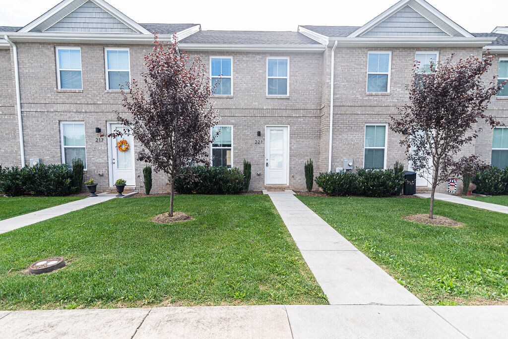 192 Disciple Ln, Inwood, WV 25428