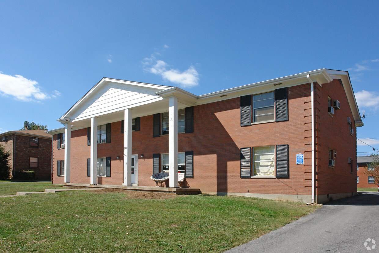 2331 Harrodsburg Rd, Lexington, KY 40504 Apartments in Lexington, KY