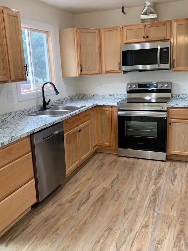 6900 - 6900 Apartment