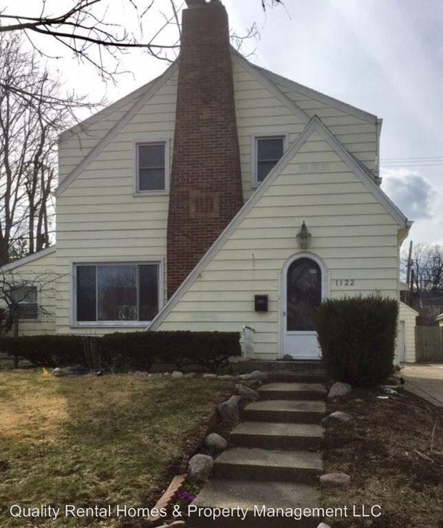 Primary Photo - 3 br, 2.5 bath House - 1122 S Franklin Avenue