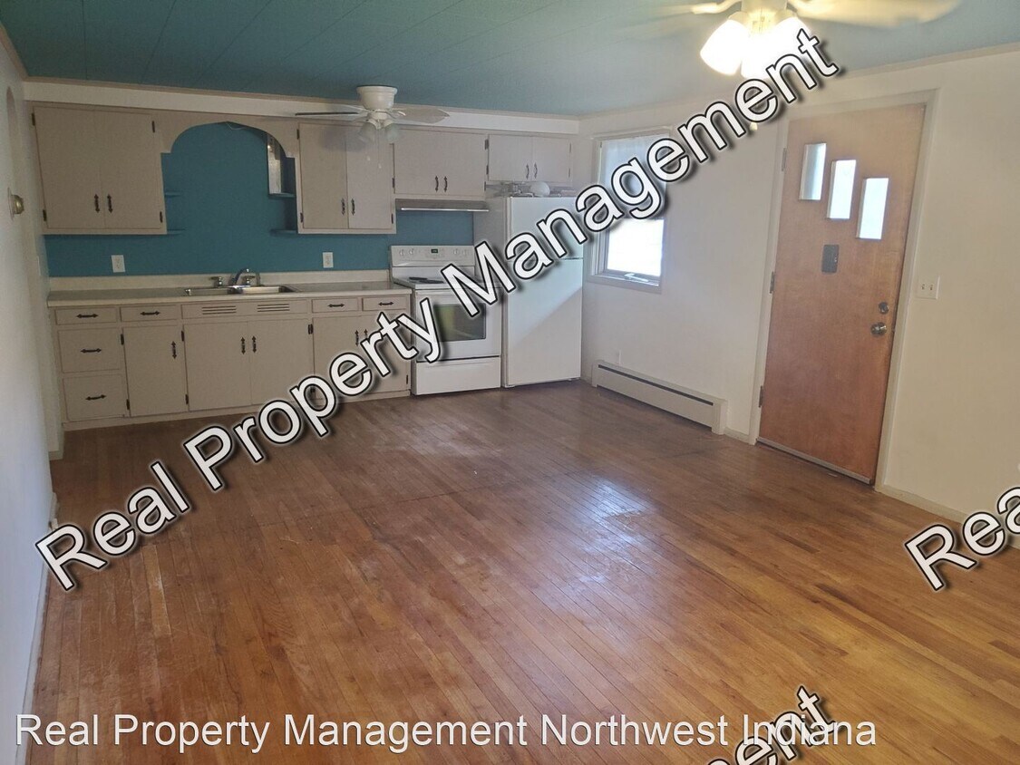 Primary Photo - 1 br, 1 bath House - 108 East North Street