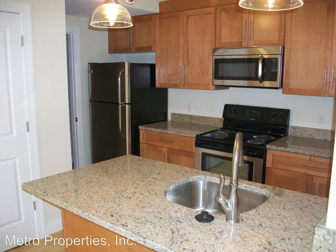Primary Photo - 3014 Patterson Ave