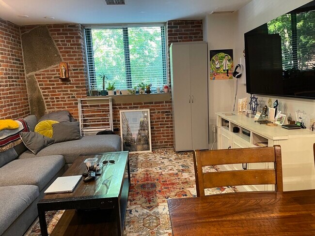 Foto del edificio - 42 8th St