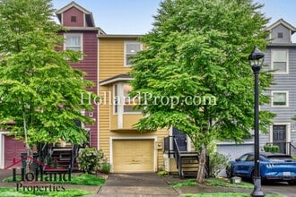 Building Photo - 248 NW Prescott Pl