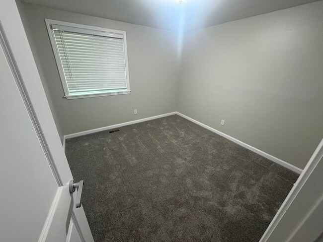 Photo - 1897 Madras Ct (Lithonia, GA) House