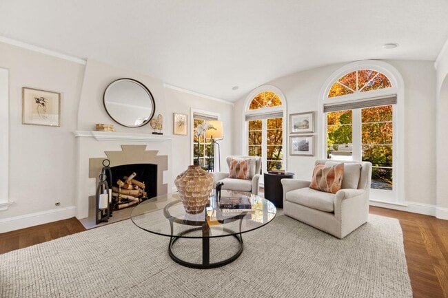 Foto del edificio - 105 Pepper Ave