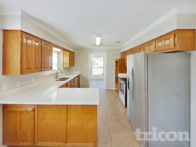 Foto del edificio - 7761 Grassland Dr