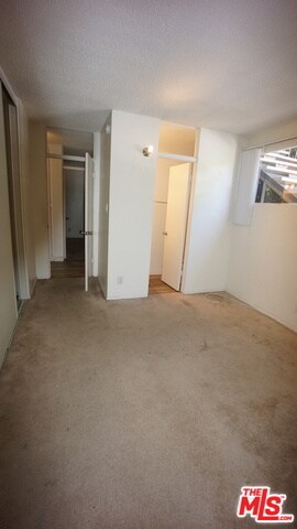 Foto del edificio - 3330 S Sepulveda Blvd