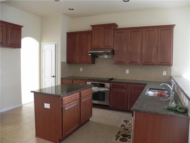 Building Photo - 2351 Collin Dr