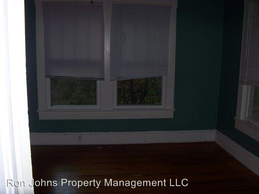 Building Photo - 603 W Cherry St