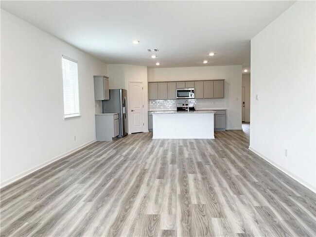 Building Photo - 3434 Tide Wind Dr