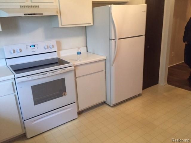Foto del edificio - 27915 Berrywood Ln