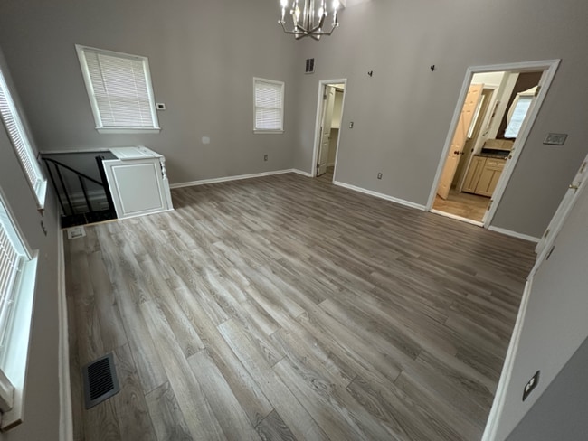 Photo - xxxx0 Kincaid Ct House