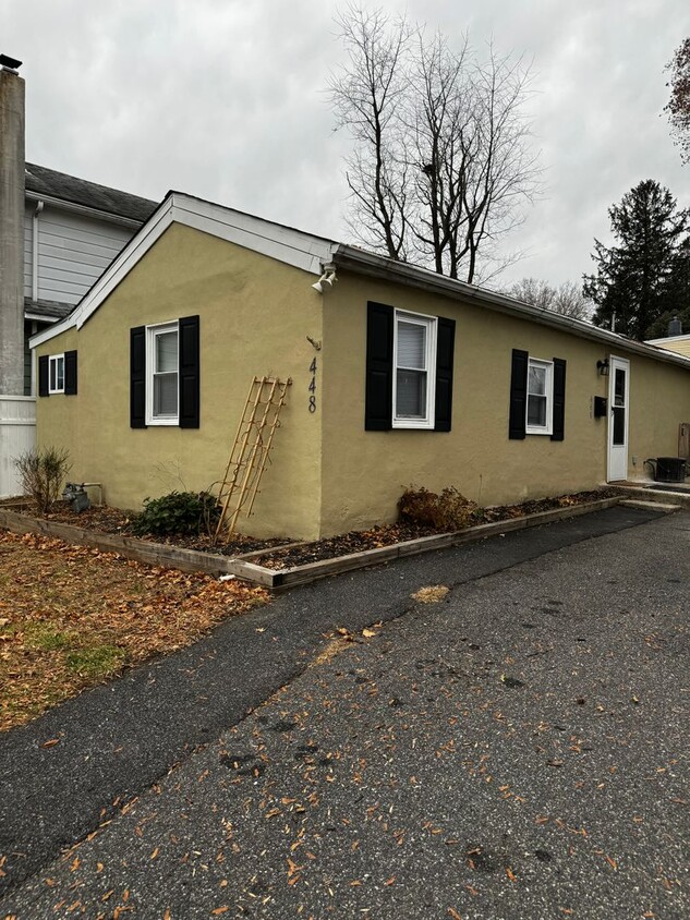 2 Bedroom House Rent - House Rental In Media, PA | Apartments.com