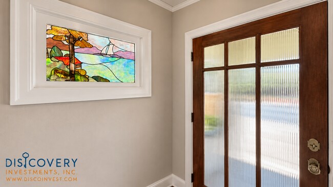Foto del edificio - Stylish and Sophisticated Bungalow off Piedmont Avenue