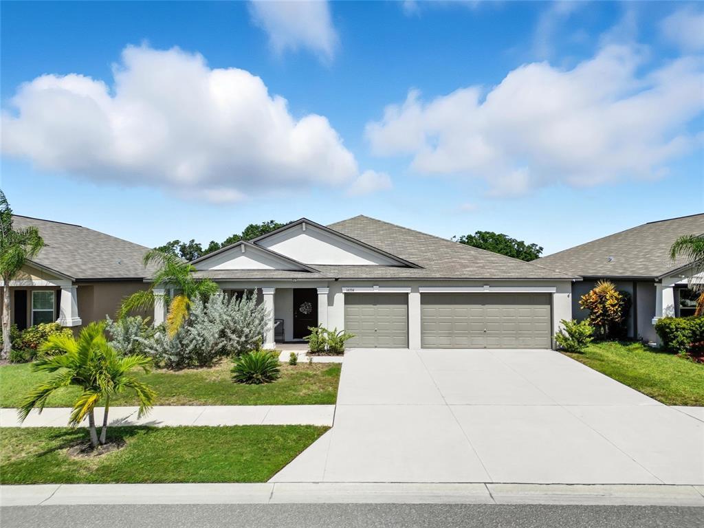 Foto principal - 16534 Delia St