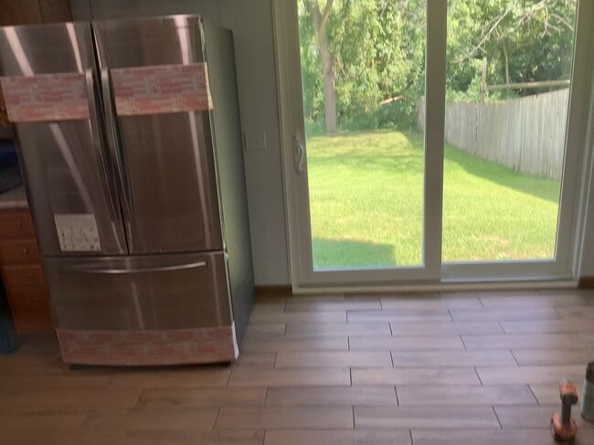 Building Photo - 12 Wheeler St