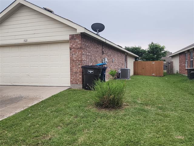 Foto del edificio - 5525 Parkview Hills Ln