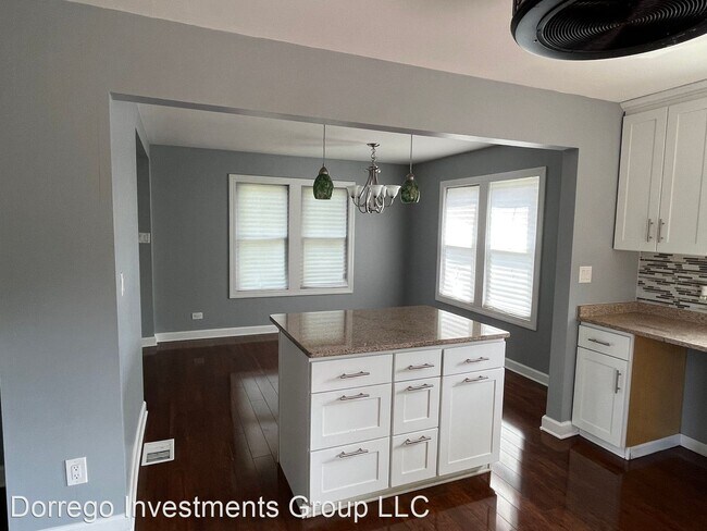 Building Photo - 3 br, 1.5 bath House - 18320 Morris Ave.