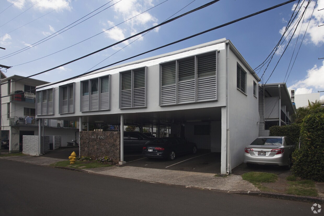 Building Photo - 1720 Poki St