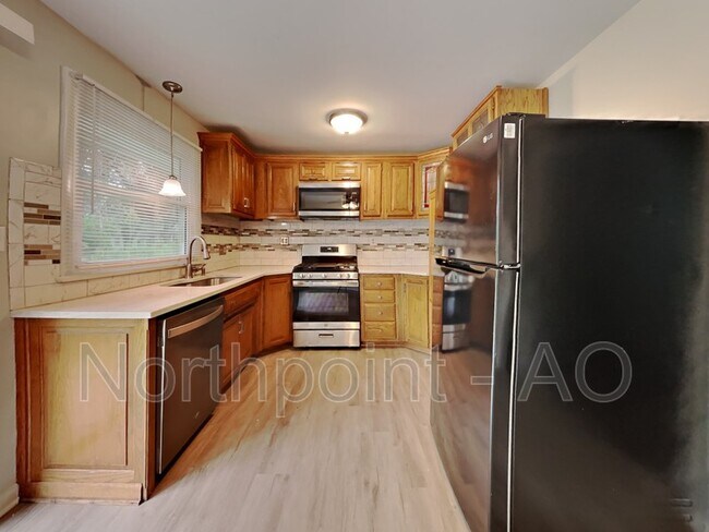 Foto del edificio - 7904 E 91st Terrace