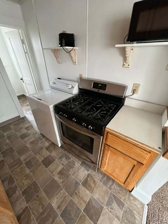 Building Photo - Gorgeous Home in Fallon
